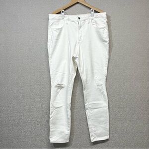 🆕 14/32R Universal Thread High Rise Skinny Creamy White Distressed Jeans NWT